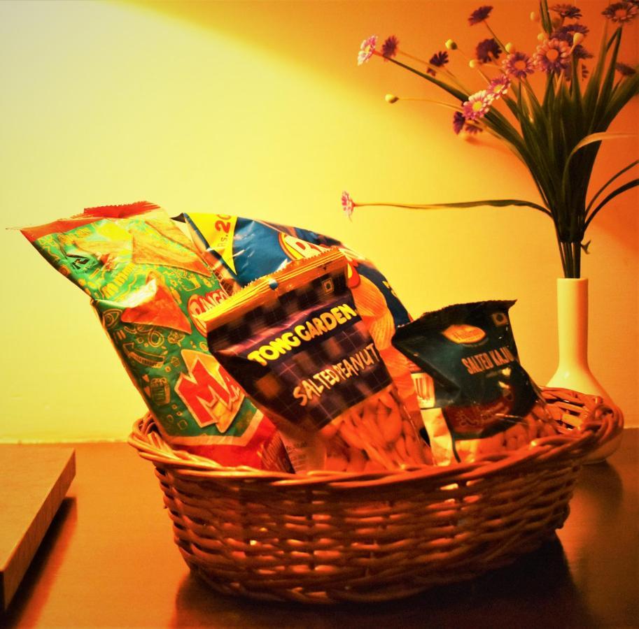 Gis Select Banjara Hill Hotel Hyderabad Eksteriør billede